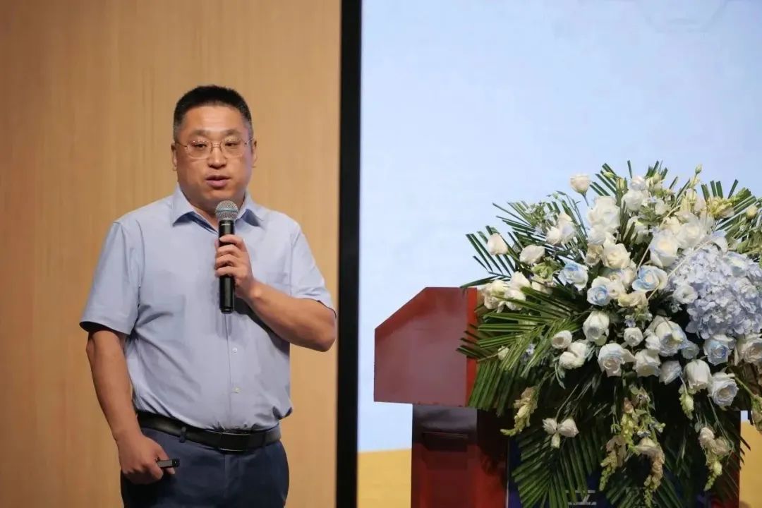 新能源 新动力 新未来|3044am永利集团股份“动力与能源工业集群”圆桌座谈会顺遂召开