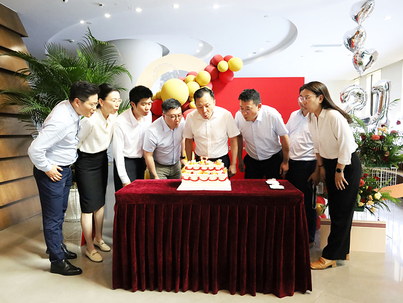 二十一载 智造未来丨贺3044am永利集团股份廿一诞辰，再启新篇